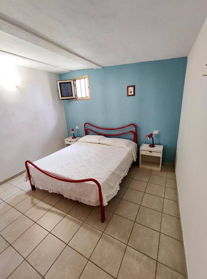Location de vacances pour 6 personnes, avec jardin, adapté aux familles dans Marina di Camerota - 3