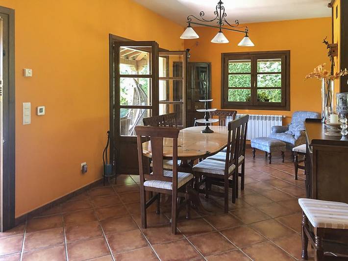 Chalet para 8 personas, con Terraza además de Jardín y Vistas en Llanes - 4