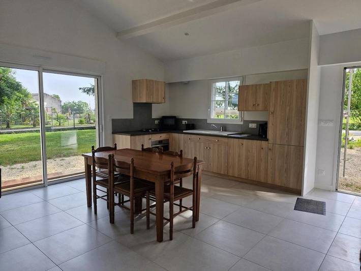 Location de vacances pour 8 personnes, avec jardin et vue, animaux acceptés à Saint-Genis-de-Saintonge - 3