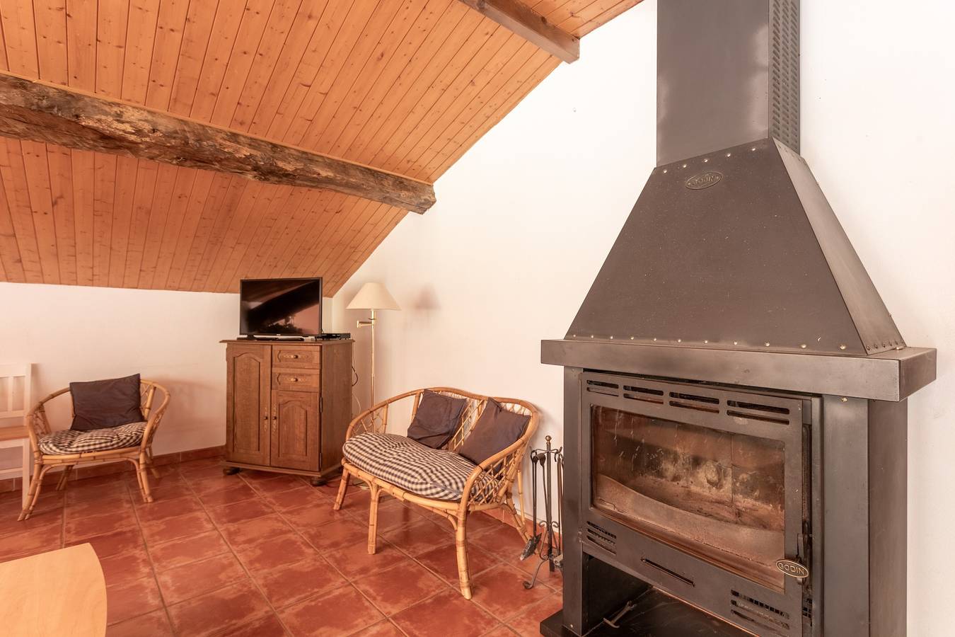 Apartamento de 150 m² en una sola planta con vistas a la montaña, terraza privada y Wi-Fi in Estérençuby, Region de Bayona