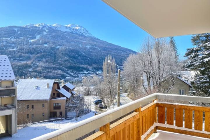 Apartamento de vacaciones para 4 personas, con vistas y balcón, Familias con niños - 1