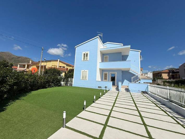 B&b per 2 persone, con giardino e panorama in Tortora