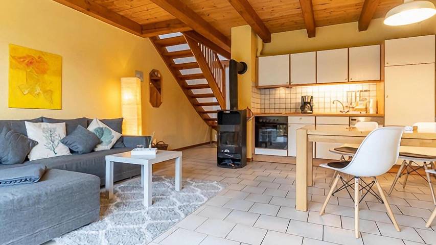 Ferienwohnung für 4 Personen, mit Garten und Balkon in Vollerwiek