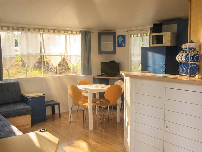 Mobil home pour 4 personnes, avec piscine et bassin pour enfant à Trédrez-Locquémeau - 4