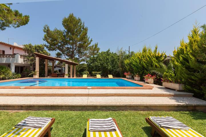 Villa for 8 people, with terrace and garden - 1