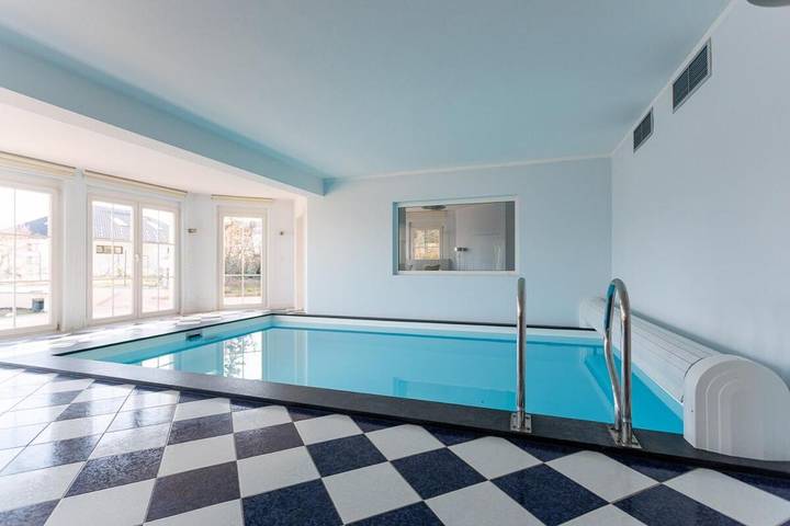 Ferienwohnung für 12 Personen, mit Balkon und Whirlpool sowie Terrasse und Garten in Klosterneuburg - 4