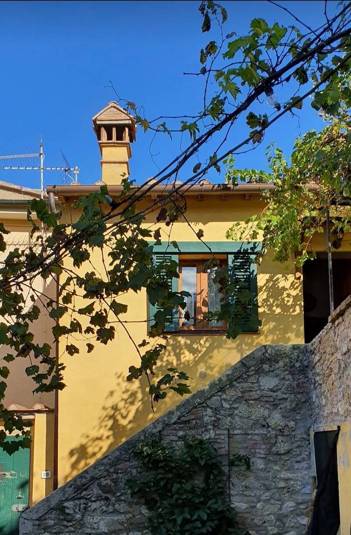 Vakantiehuis voor 4 personen, with terras and uitzicht as well as tuin in Cotignac