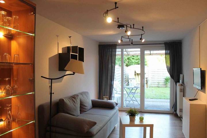 Ferienwohnung für 4 Personen, mit Terrasse und Garten in Büdelsdorf