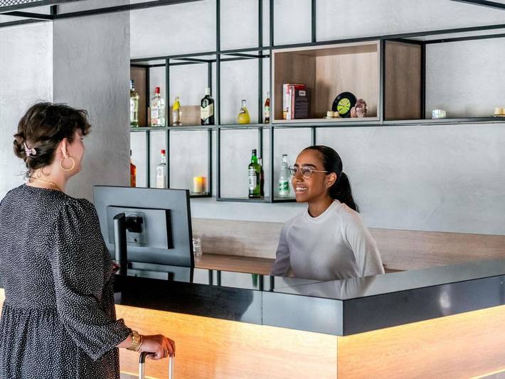 Hôtel pour 2 personnes, avec piscine et terrasse à Carbon-Blanc - 4