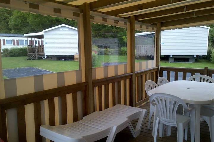 Camping pour 6 personnes à Litteau