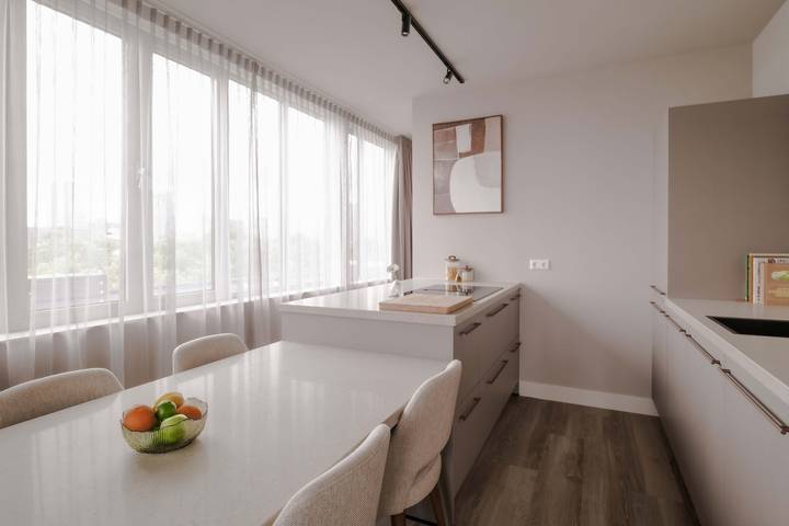 Ferienwohnung für 4 Personen, mit Balkon und Terrasse in Rotterdam - 2