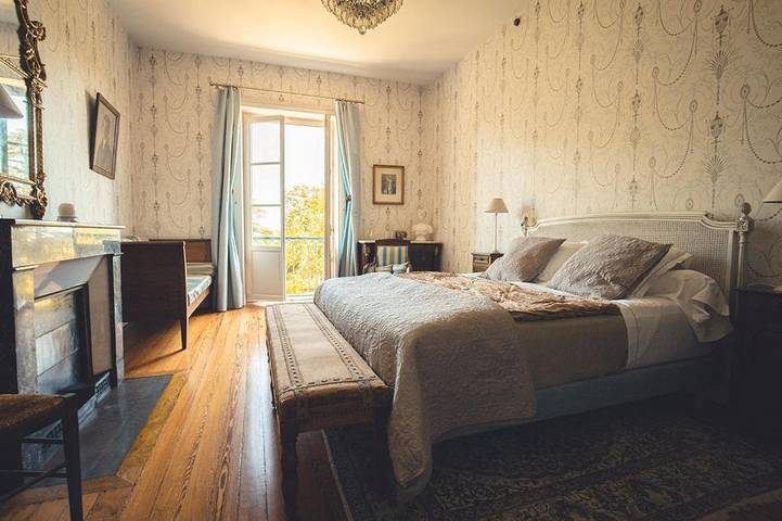 Location de vacances pour 3 personnes, avec Balcon et Terrasse ainsi que Jardin et Vue à Pommiers