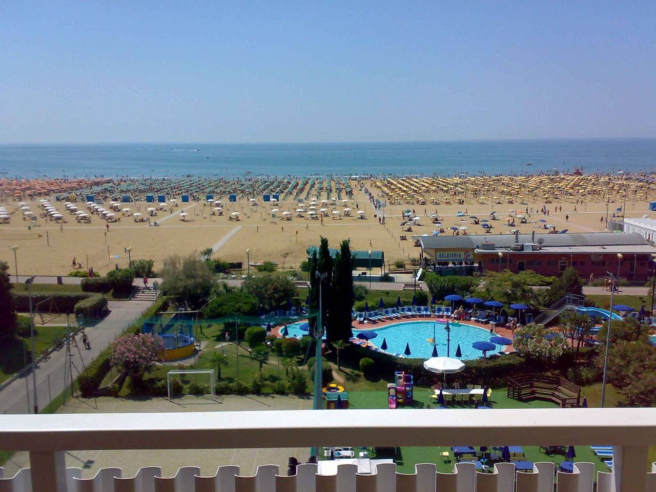 Appartement de vacances entier, Appartement de vacances avec climatisation et balcon  in Bibione, Province de Venise