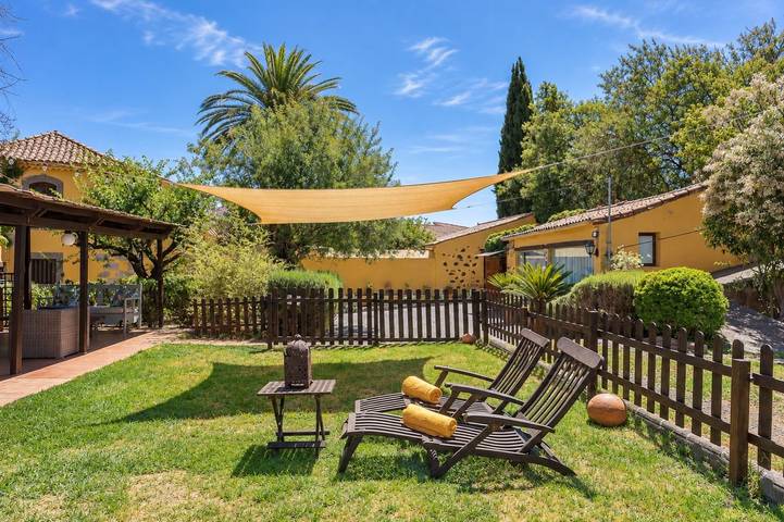 Apartamento entero, GuestReady - Las Calas 9 Habitación Doble Rosa in La Lechuza, Vega de San Mateo