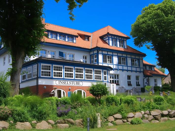 Hotel, mit Balkon und Terrasse sowie Pool und Sauna