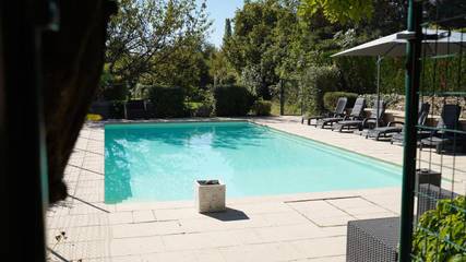 Gîte pour 2 personnes, avec jardin et piscine à Azé (Saône-et-Loir)