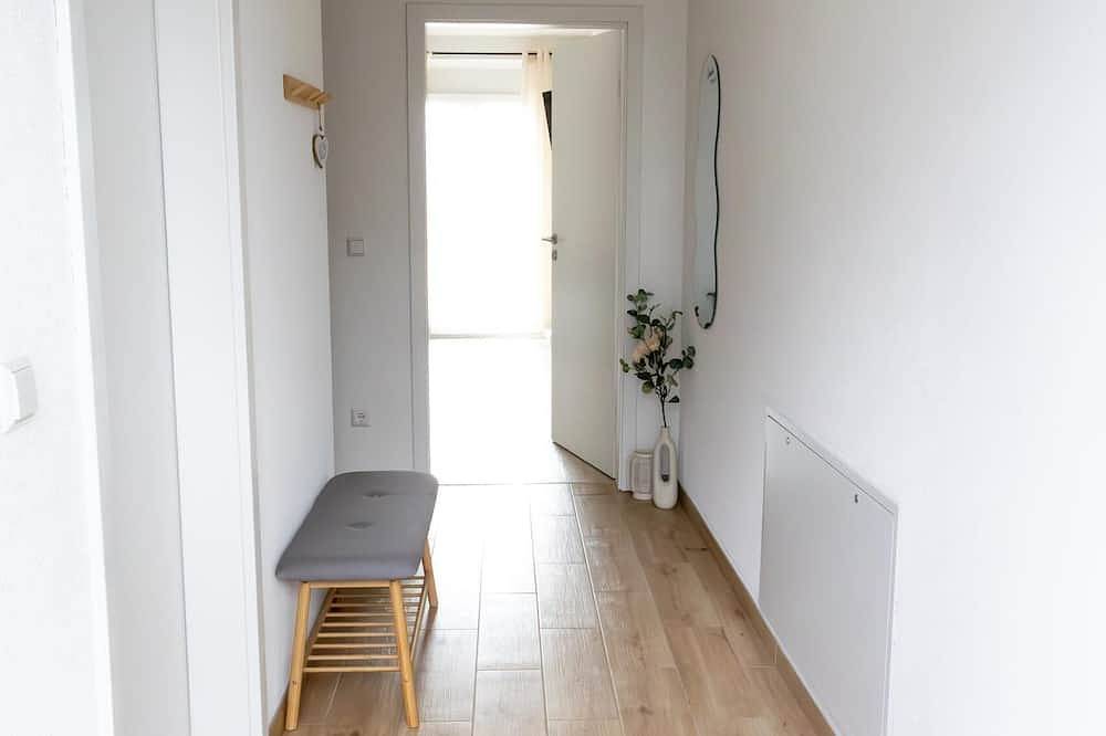 Ganze Wohnung, Moderne und naturnahe Ferienwohnung in Reistingen in Bayerisch Schwaben