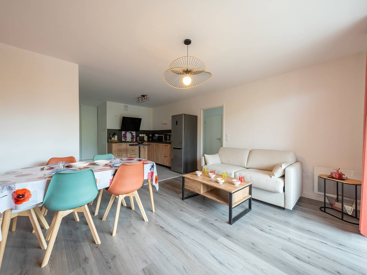 Apartamento entero, Apartamento en el centro, balcón - 4 pers. in Parentis-en-Born, Côte d’Argent