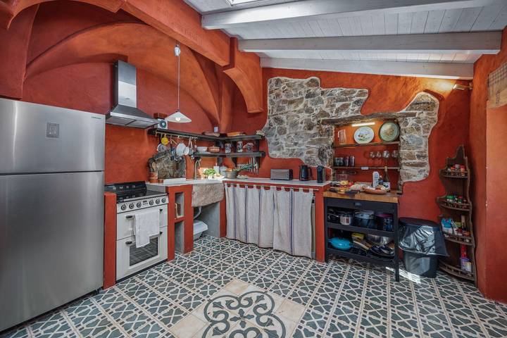Location de vacances pour 8 personnes, avec jacuzzi ainsi que terrasse et jardin dans Santa Catarina da Fonte do Bispo - 4