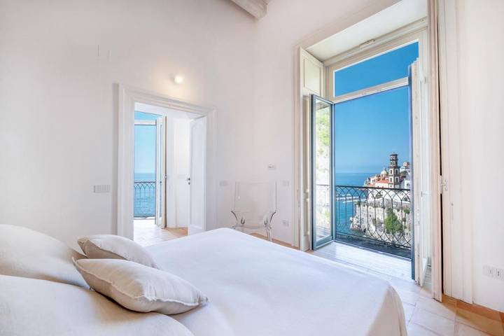 Location de vacances pour 2 personnes, avec vue et balcon à Castiglione