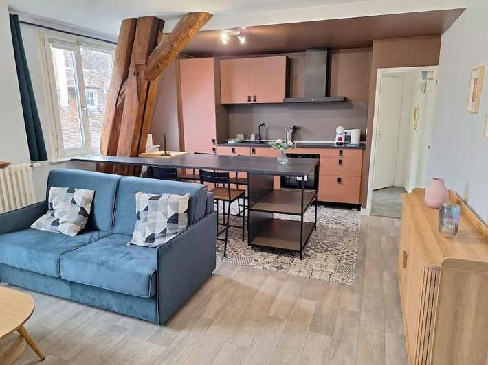 Gîte pour 4 personnes, avec vue dans Office De Tourisme Et Des Congres De Besancon