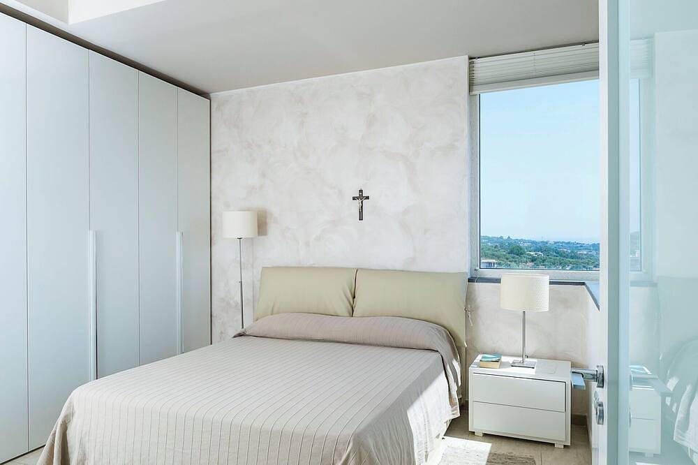 Entire apartment, Exceptionally panoramic apartment-suite in Aci Trezza, Aci Castello