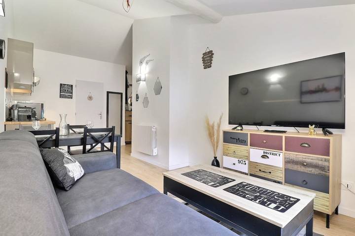 Apartamento entero, Apartamento de vacaciones para 4 personas in Caluire-et-Cuire, Lyon region