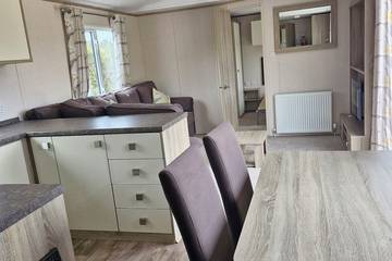 Static Caravan for 4 People in Isle of Anglesey, North-Wales, Photo 3