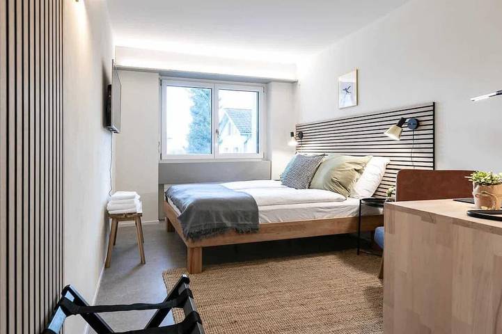 Ganze Wohnung, Central St. Gallen Studio (brown): Fast Wifi & kitchen for shared use in St. Gallen, Zürich Voralpen