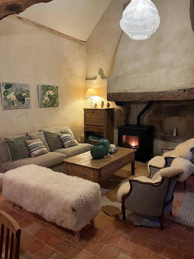 Maison de vacances pour 4 personnes, avec terrasse ainsi que jardin et piscine
