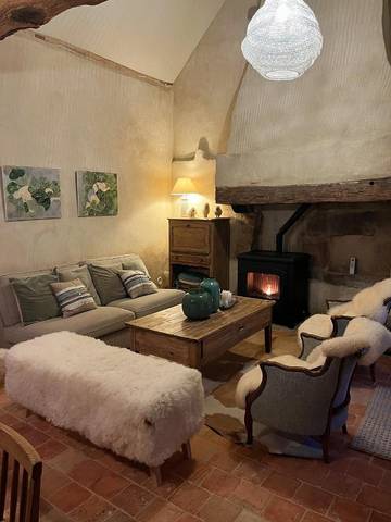 Gîte pour 4 personnes, avec piscine ainsi que terrasse et jardin dans Gâprée