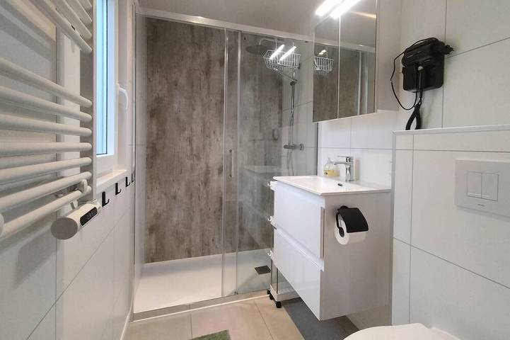2 bedroom awesome home in Hellendoorn in Sallandse Heuvelrug