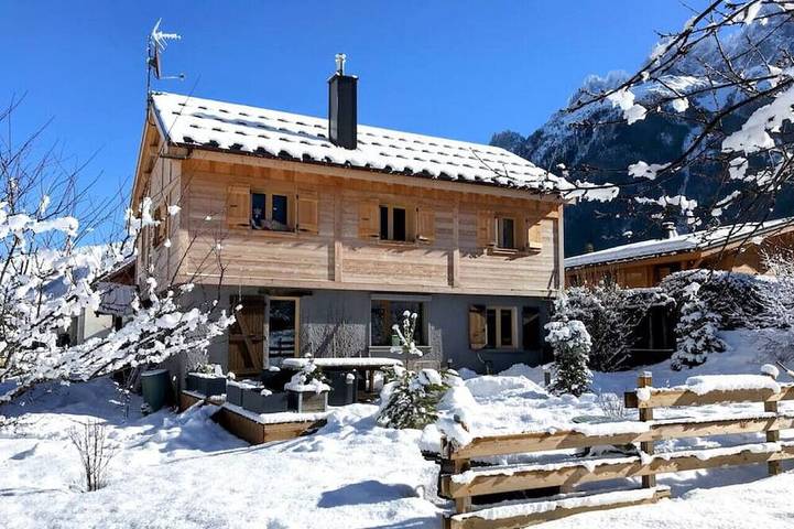 Chalet für 8 Personen, mit Garten - 1