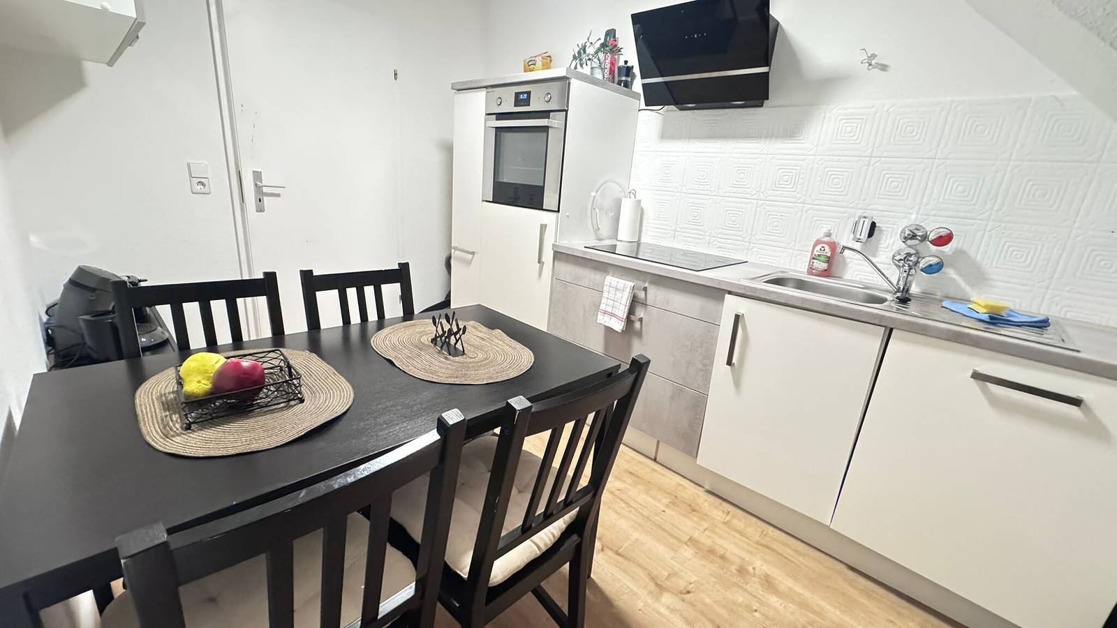 Appartement entier, Appartement « Az-Living Edingen » avec balcon in Edingen-Neckarhausen, Kurpfalz