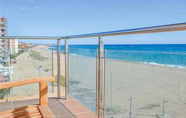 Holiday Apartment for 6 People in Santa Susanna, Maresme, Photo 3