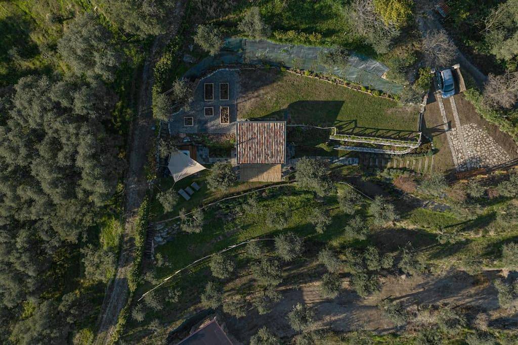 Chalet Montecucco with lake view and jacuzzi in Gardone Riviera, Prealpi Gardesane