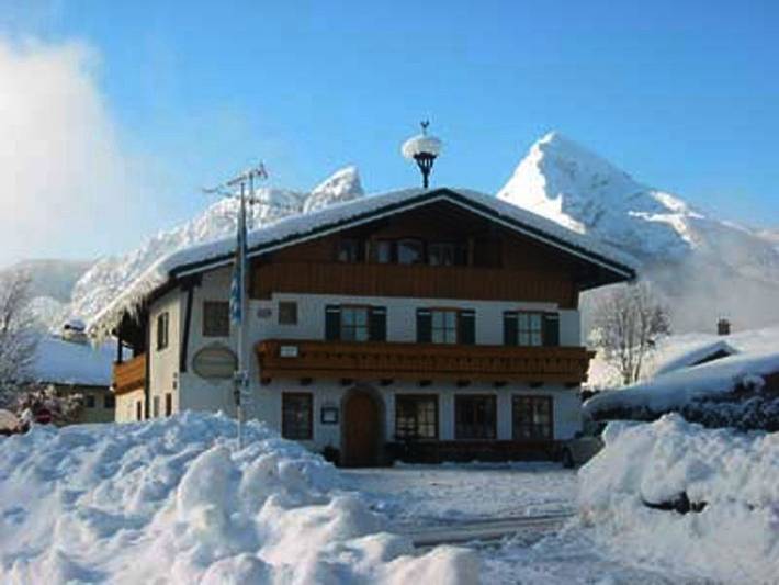 Gästehaus Watzmannblick - Doppelzimmer/ geteilte Ferienwohnung, Balkon, ohne Frühstück in Bischofswiesen, Berchtesgadener Alpen