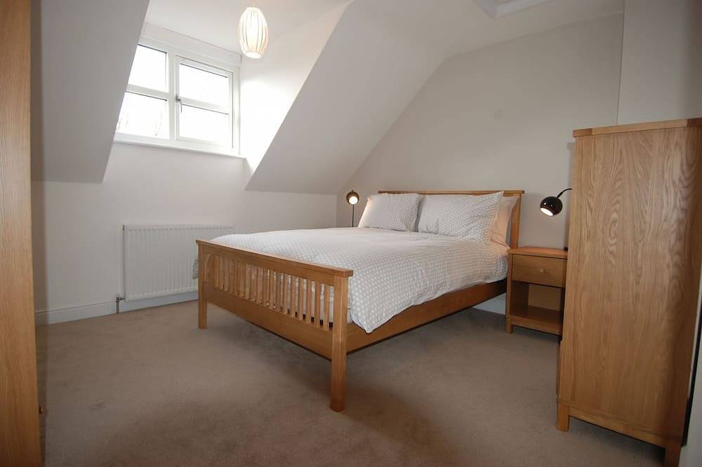 Modern Newly Refurbished Detached House. Short Walk To Beach. in Sea Palling, The Broads
