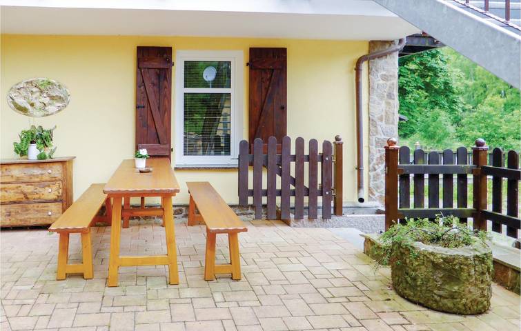 Ganze Ferienwohnung, Rückzugsort am Fluss mit Angeln, Terrasse und Parkplatz - 100m zur Freiberger Mulde in Freiberg, Chemnitz und Umgebung