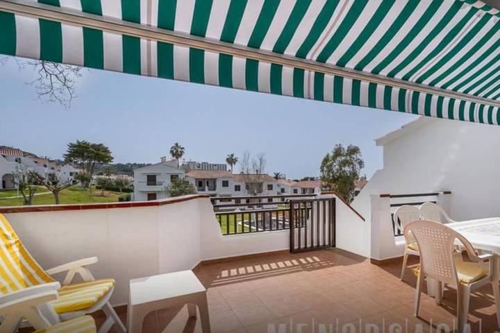 Appartement de vacances pour 6 personnes, avec balcon