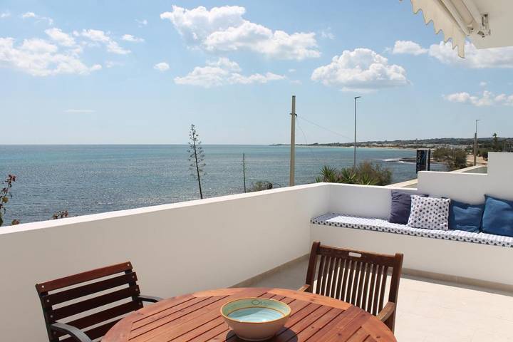 Casa vacanza per 4 persone, con panorama e balcone in Torre Vado
