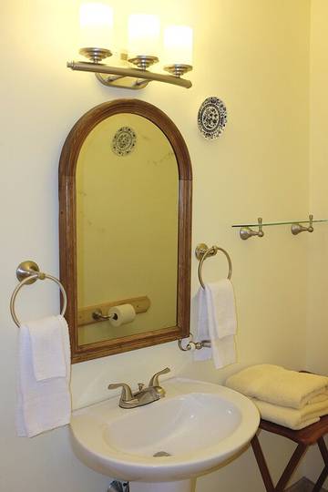 Vacation House for 14 Guests in Southwest Harbor, Mount Desert Island, Picture 2