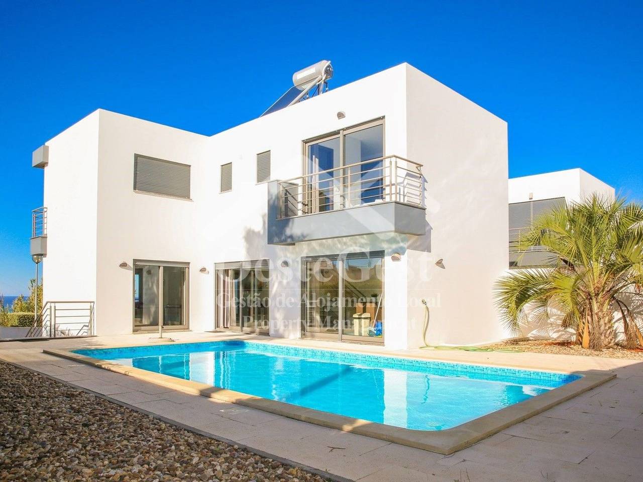 Villa Azinhança do Mar in Atalaia, Distrito de Lisboa