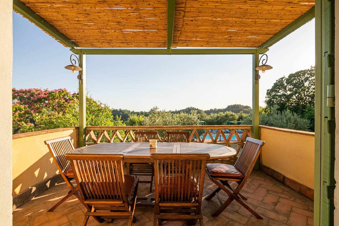 Ganze Wohnung, Apartment „La Terrazza“ mit Gemeinschaftspool, Garten und Wlan in Pontedera, Pisa Provinz