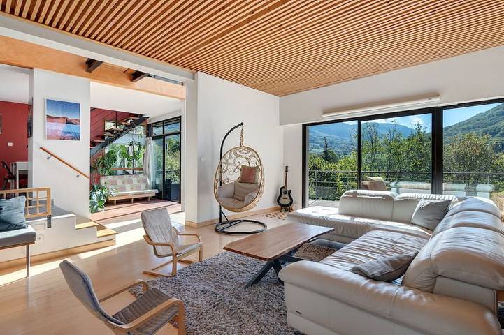Location de vacances pour 8 personnes, avec Balcon et Jardin à Quaix-en-Chartreuse