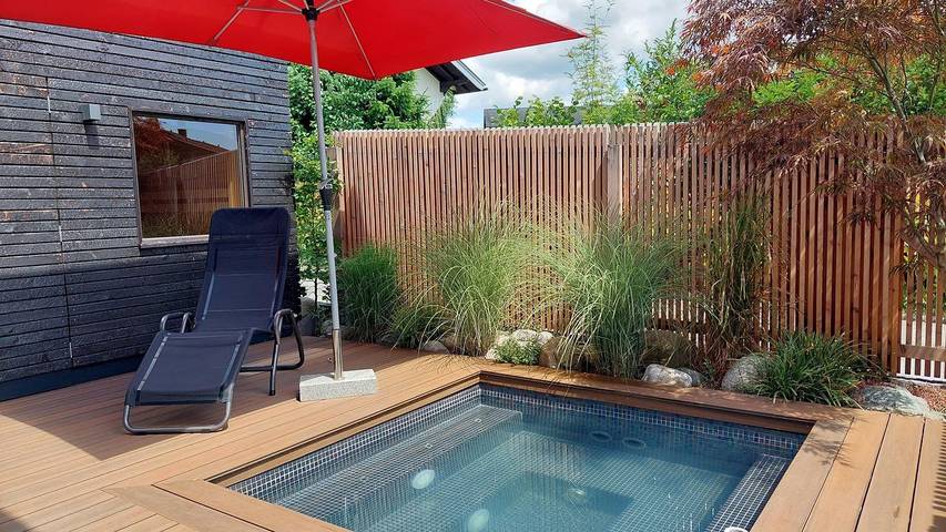 Ferienhaus für 4 Personen, mit Terrasse und Whirlpool sowie Garten und Sauna - 1