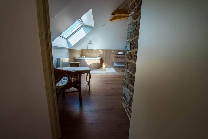 Location de vacances pour 10 personnes, avec jardin et jacuzzi à Le Fœil - 4