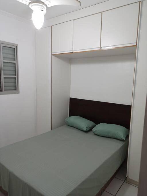 Casas e apartamentos de temporada para 6 pessoas, com jardim e vista em Araçatuba