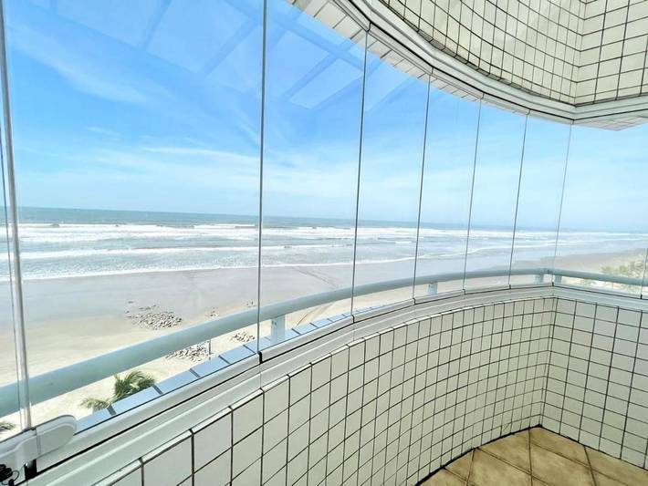 Casas e apartamentos de temporada para 10 pessoas, com balcão e vista em Mongaguá