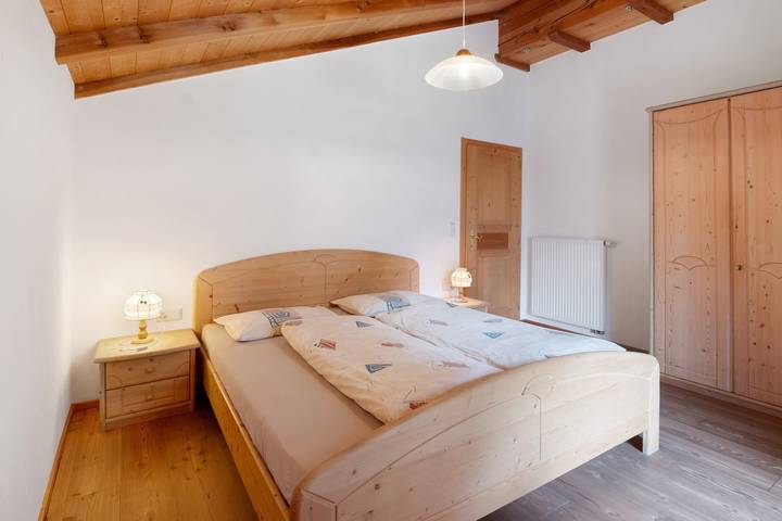 Ganze Wohnung, Ferienwohnung 'Ausser Brugghof Birgit' mit Bergblick, Gemeinschaftsgarten und Wlan in Katharinaberg, Schnals